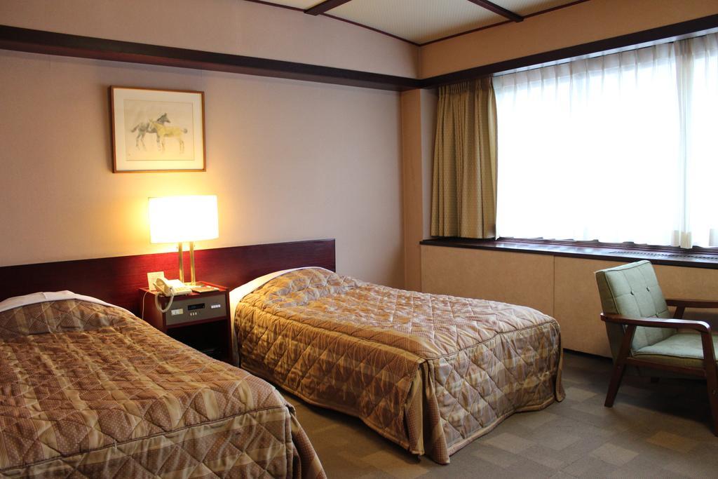 Suimeikan Gero Exterior foto A room at the hotel